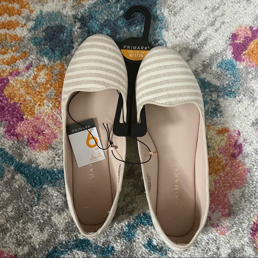 NWT tan striped ballerina flats